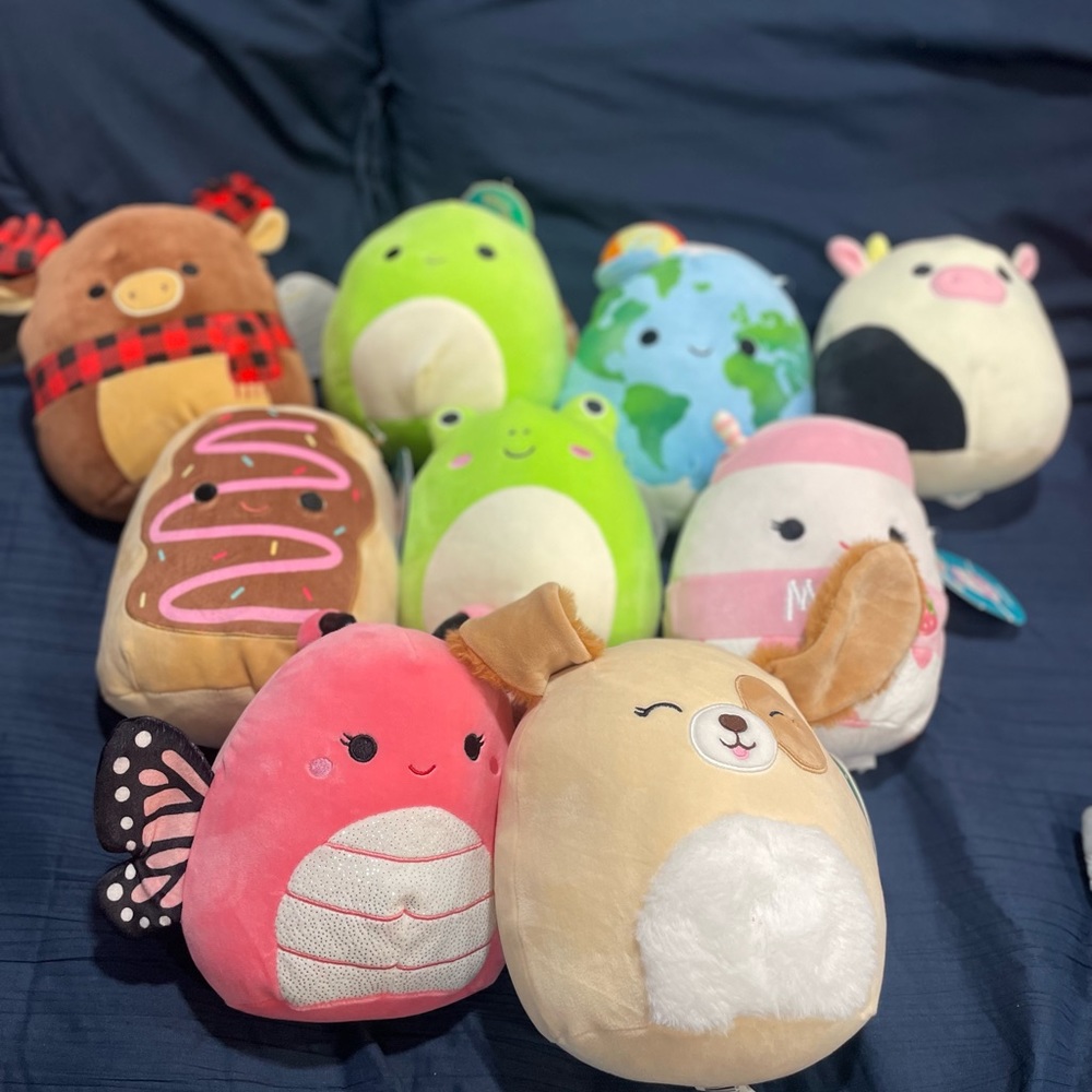 Variety of squishmellows